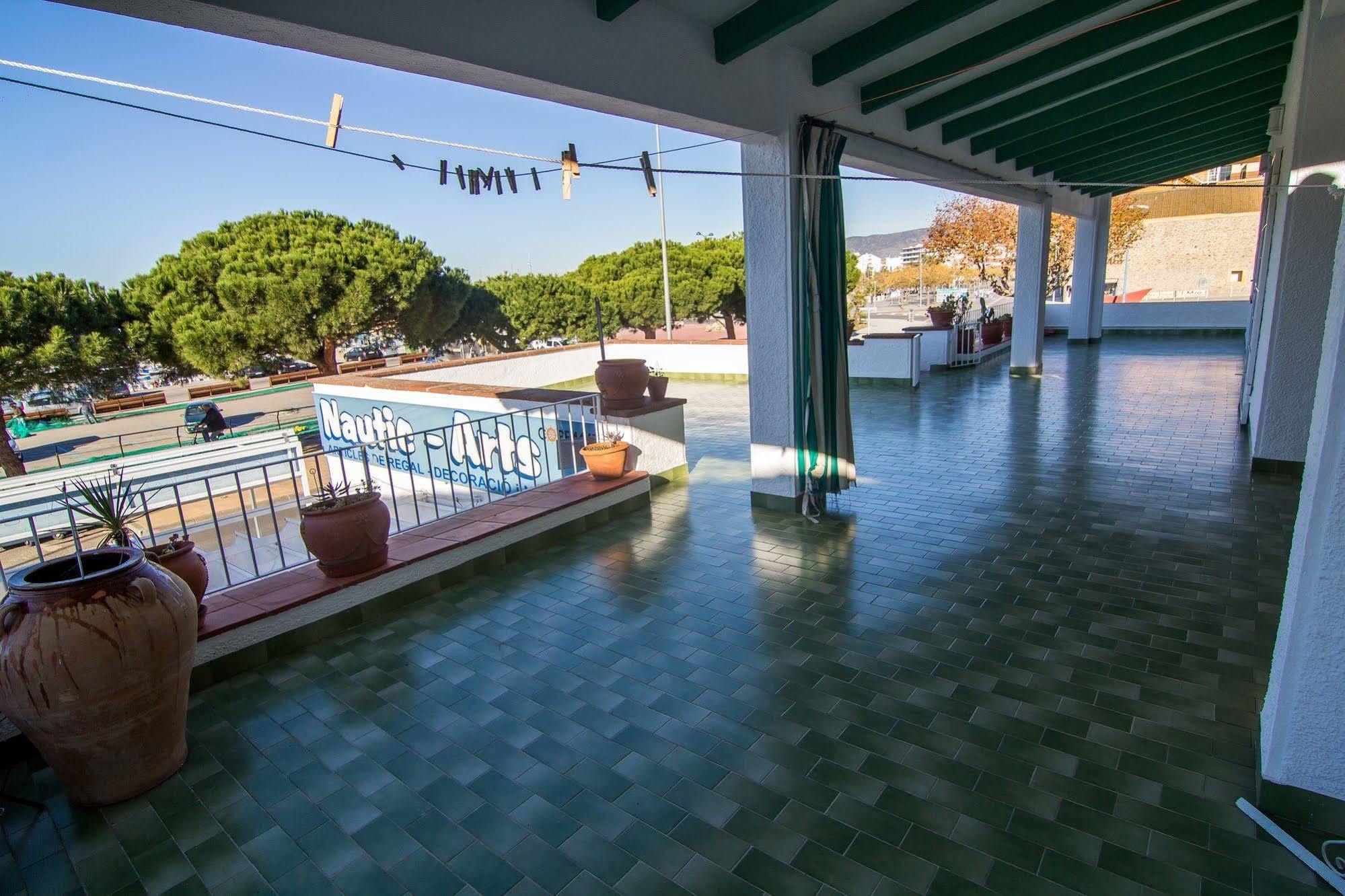 Agi Casa Puerto Villa Росес Екстериор снимка